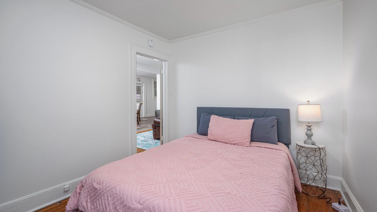 Photo of Bedroom in Croasdaile Farm Master