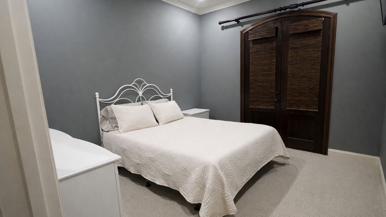 Photo of Bedroom in Central