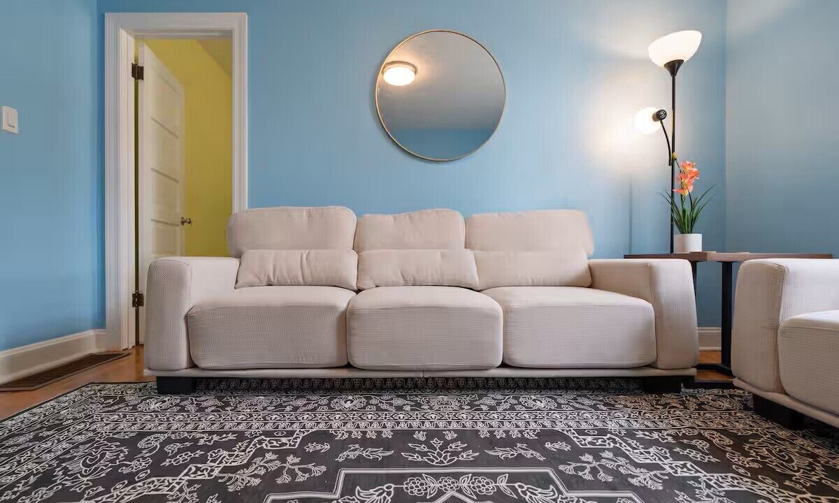 Photo of Livingroom in Skokie
