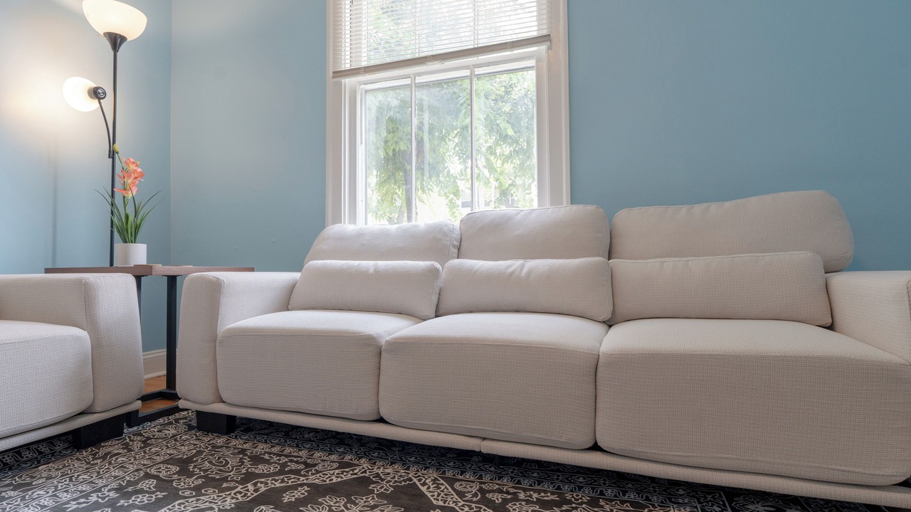 Photo of Livingroom in Skokie