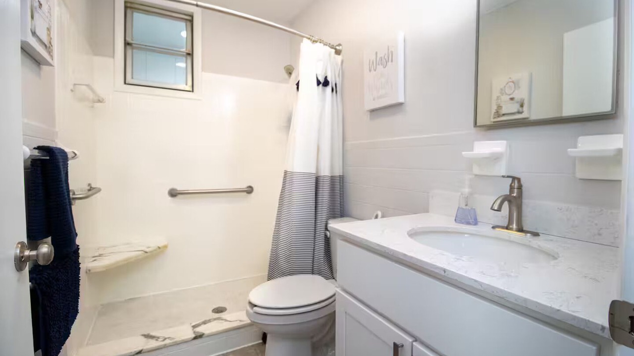 Photo of Bathroom in Fishersville