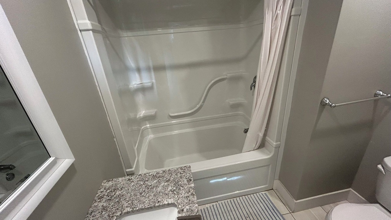 Photo of Bathroom in Points East
