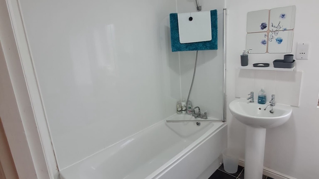 Photo of Bathroom in Newton-le-Willows