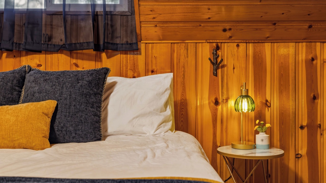 Photo of Bedroom in Index