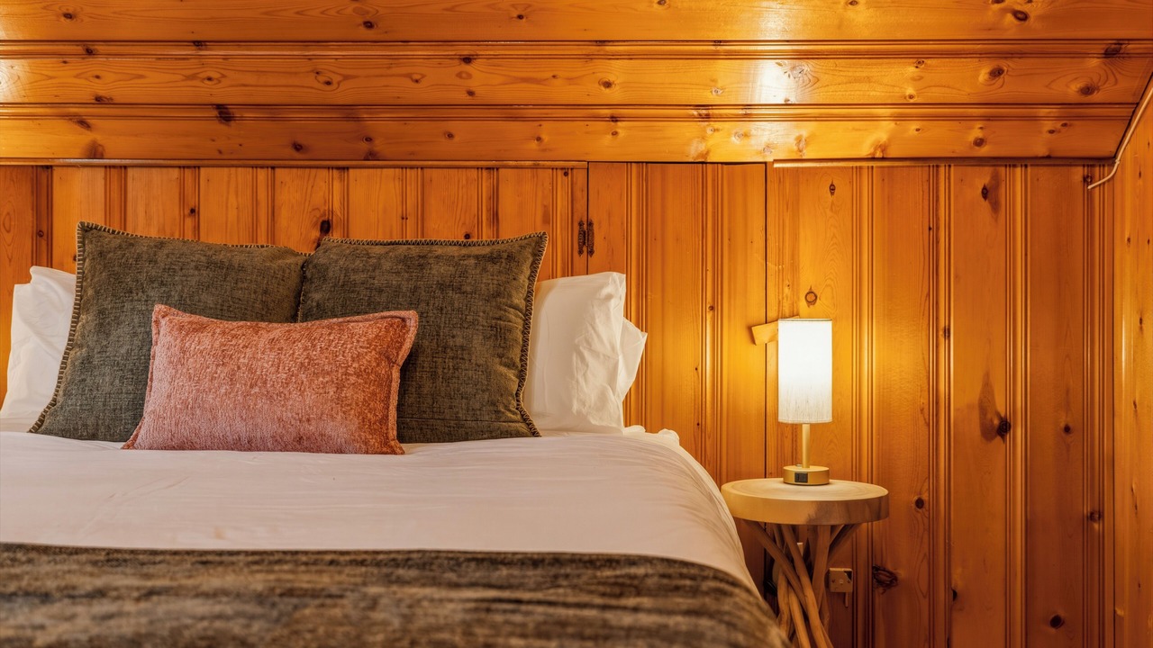 Photo of Bedroom in Index