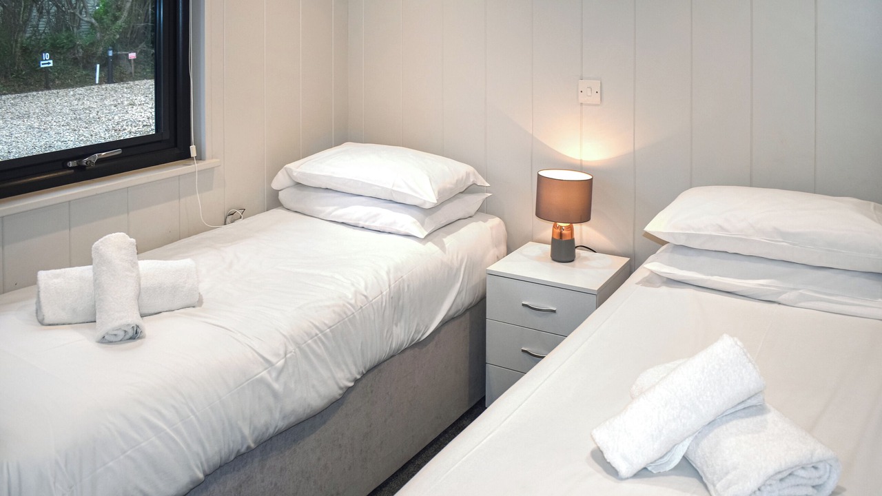 Photo of Others in Combpyne