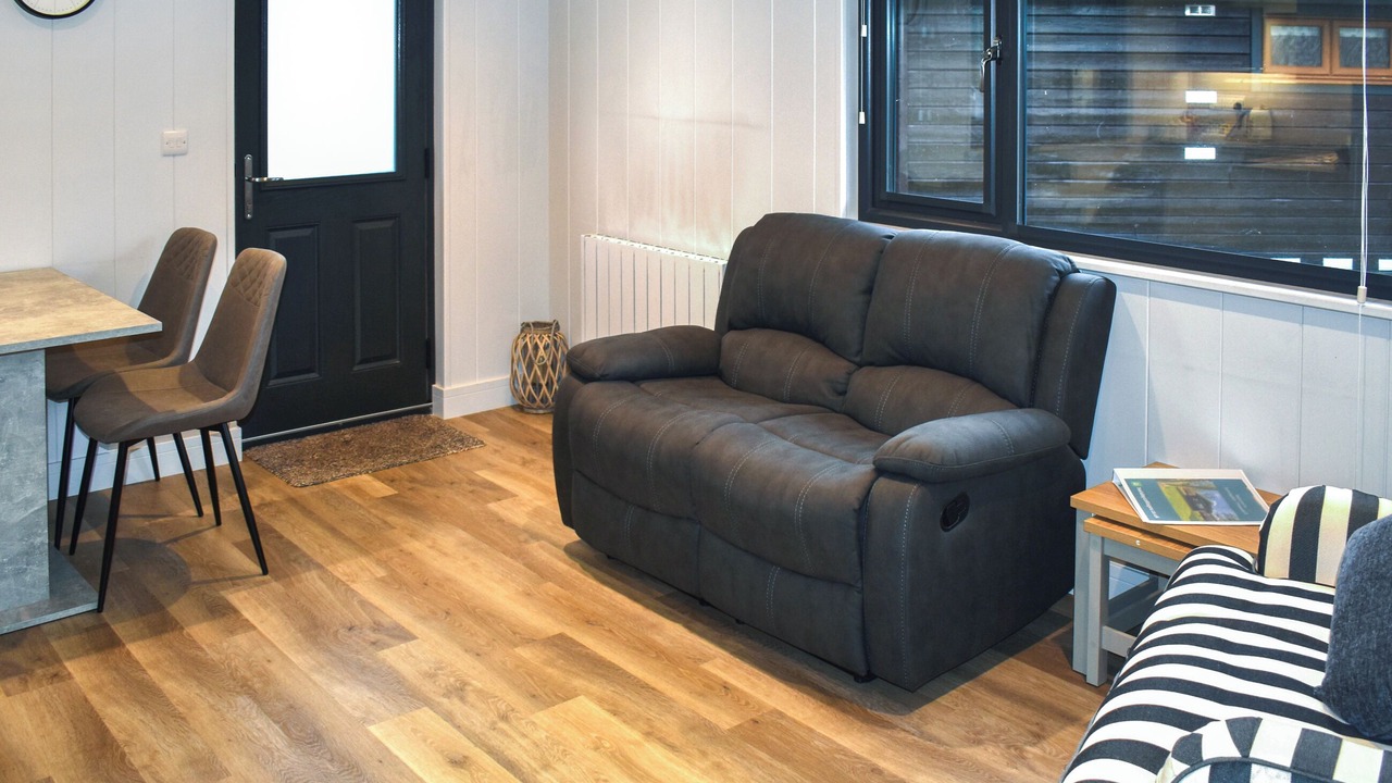 Photo of Others in Combpyne