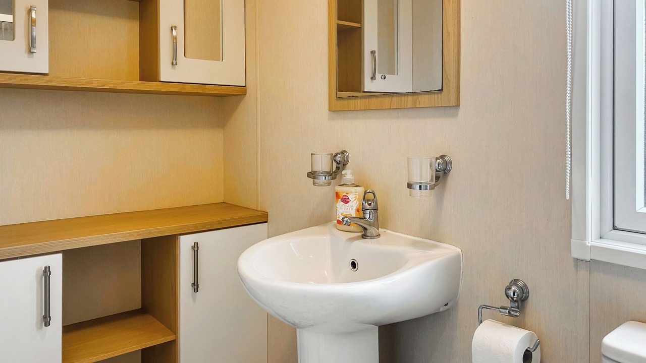 Photo of Bathroom in Hartshorne