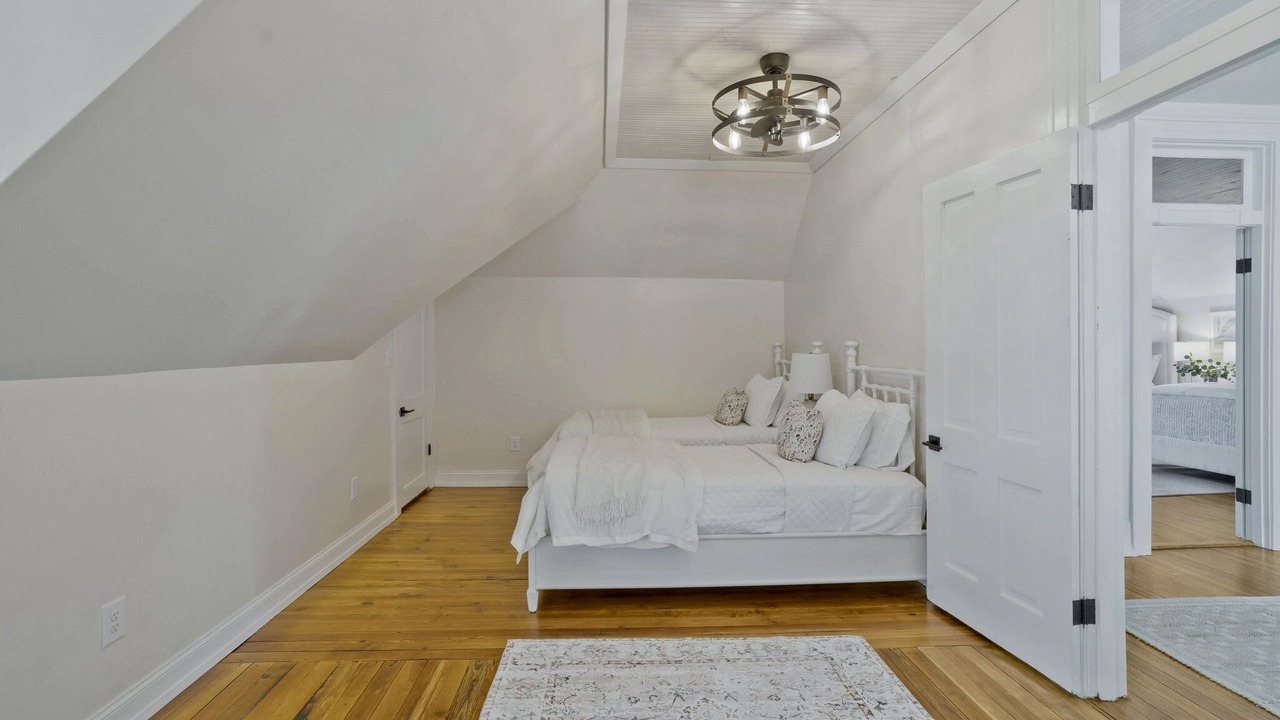 Photo of Bedroom in Columbia