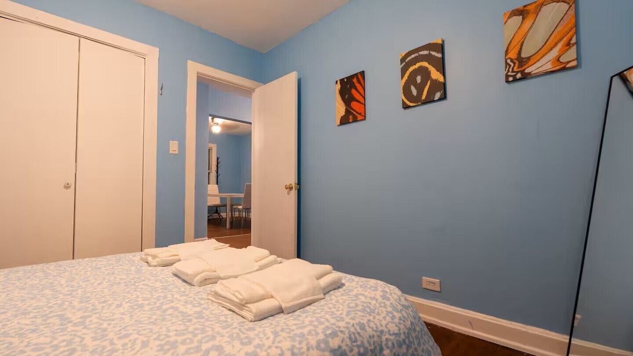 Photo of Bedroom in Skokie