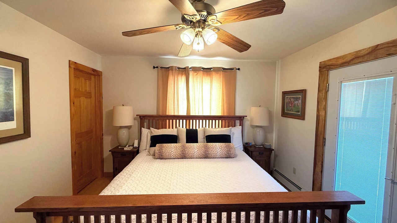 Photo of Bedroom in Crested Butte South