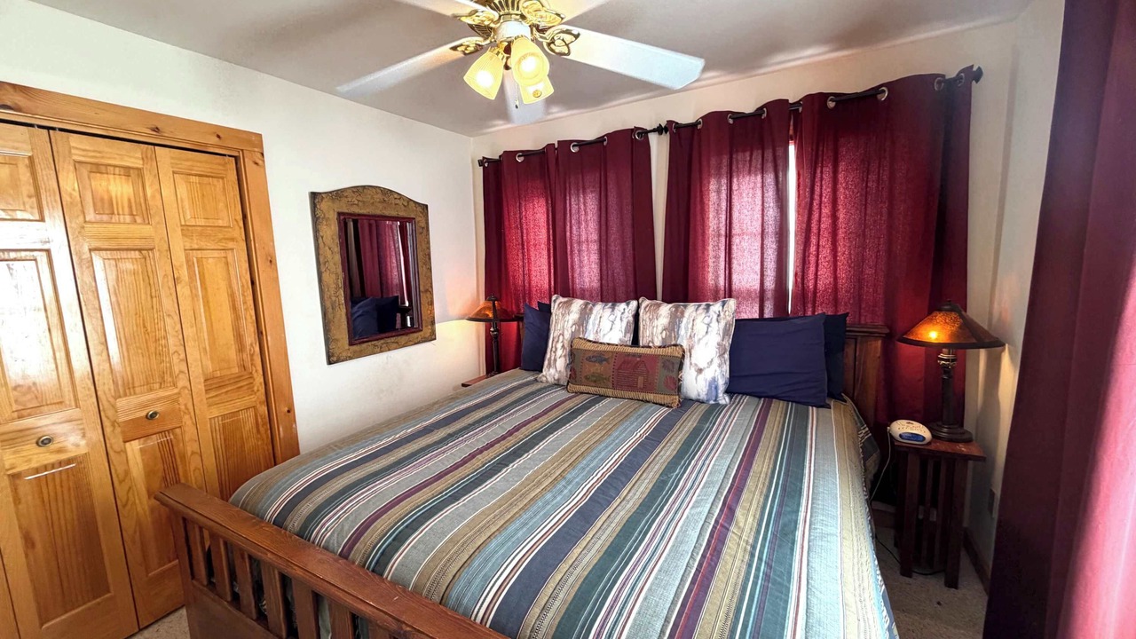 Photo of Bedroom in Crested Butte South