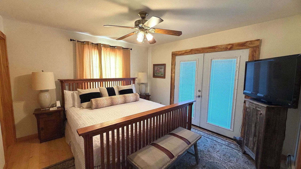 Photo of Bedroom in Crested Butte South
