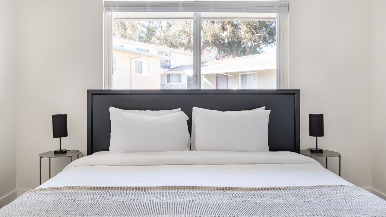 Photo of Bedroom in Millbrae