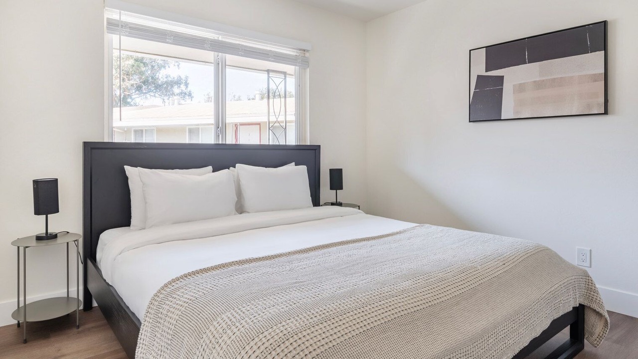 Photo of Bedroom in Millbrae