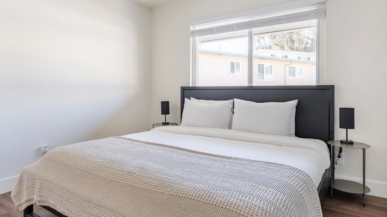 Photo of Bedroom in Millbrae