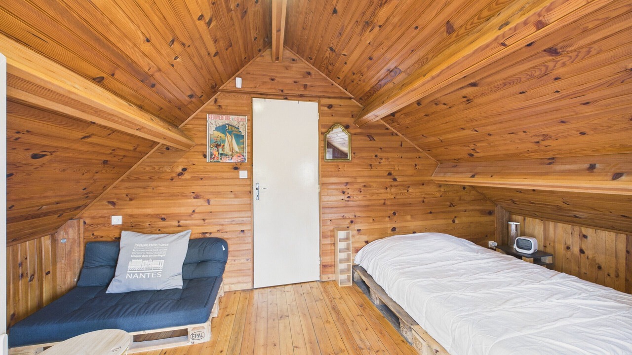 Photo of Bedroom in Saint-Michel-Chef-Chef