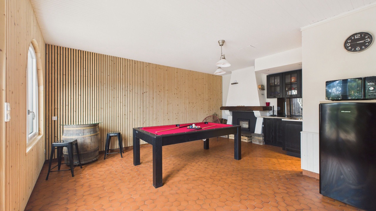 Photo of Bedroom in Saint-Michel-Chef-Chef