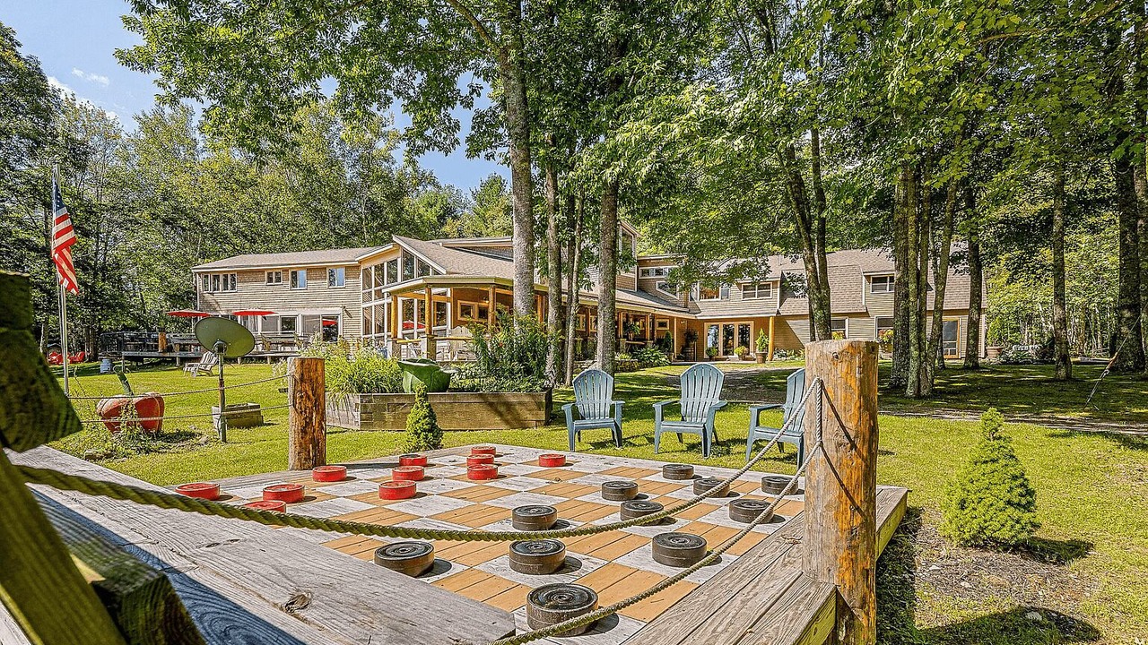 Photo of Outdoor in Northport