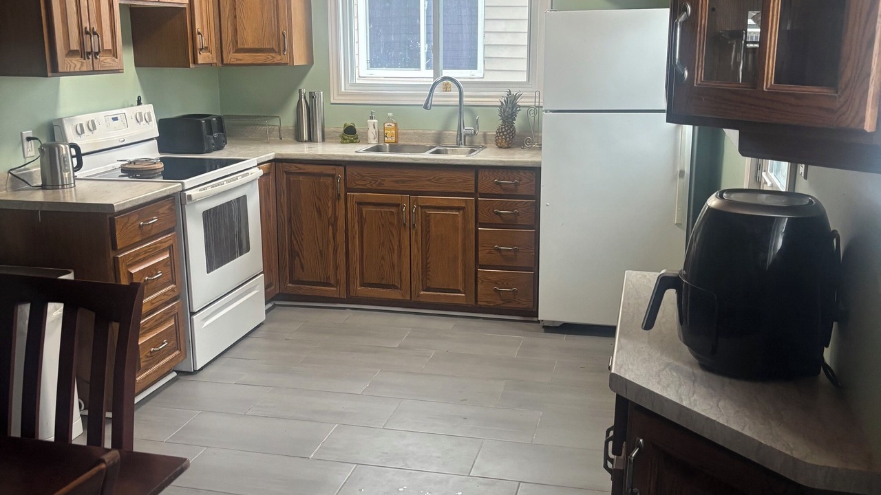 Photo of Kitchen in Grand Bend