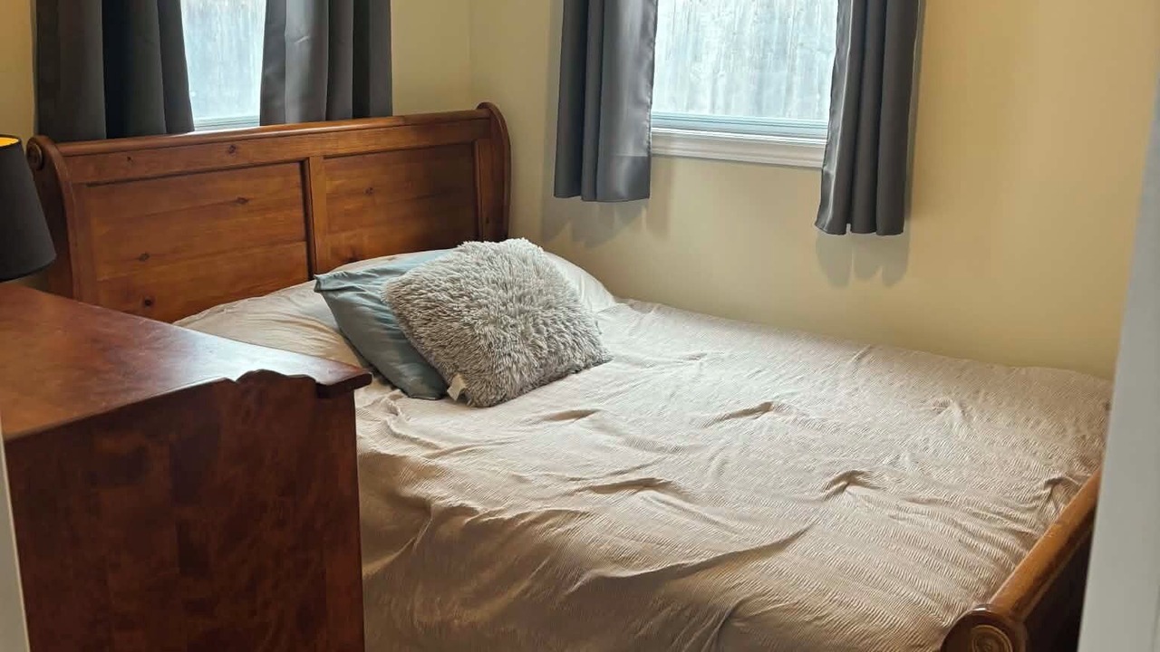 Photo of Bedroom in Grand Bend