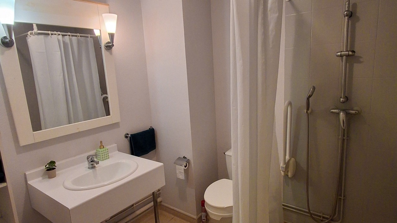 Photo of Bathroom in Boulleville