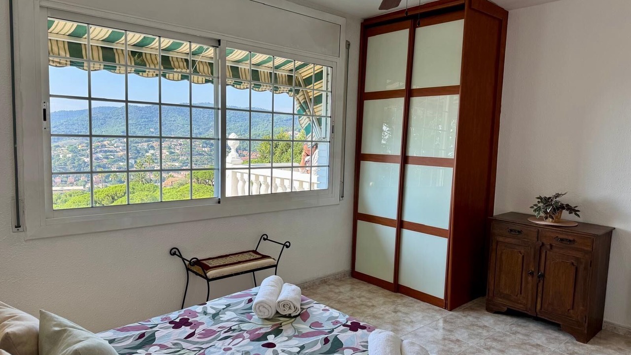 Photo of Bedroom in Cabrils