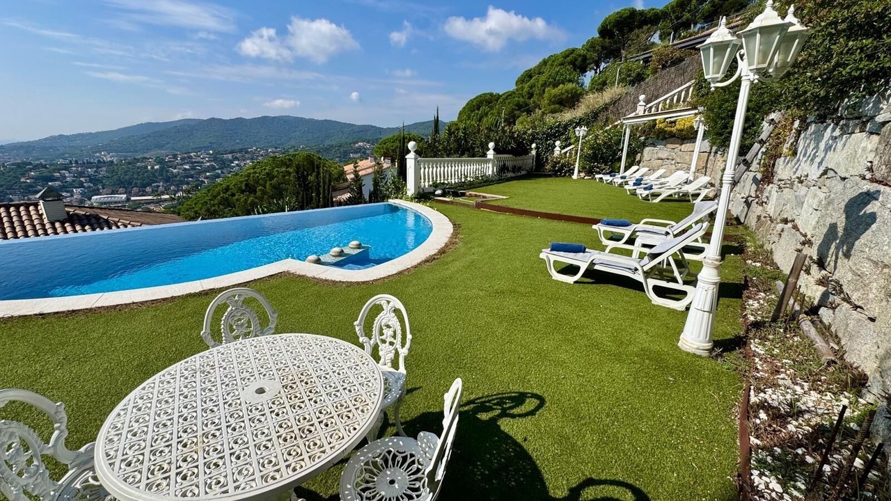 Photo of Outdoor in Cabrils