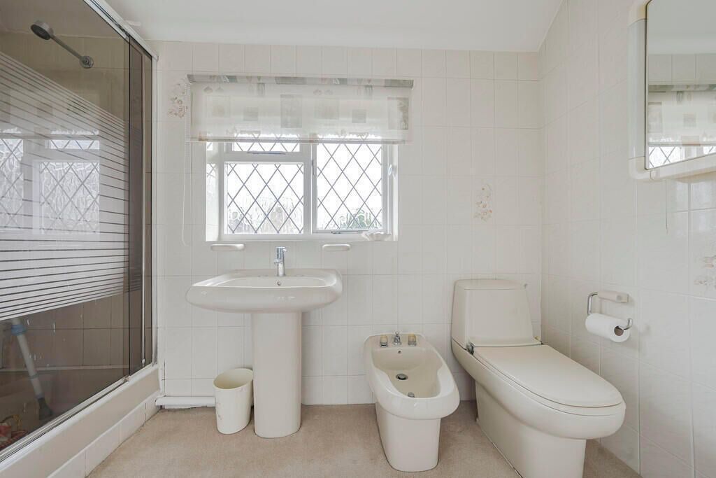 Photo of Bathroom in Uxbridge North