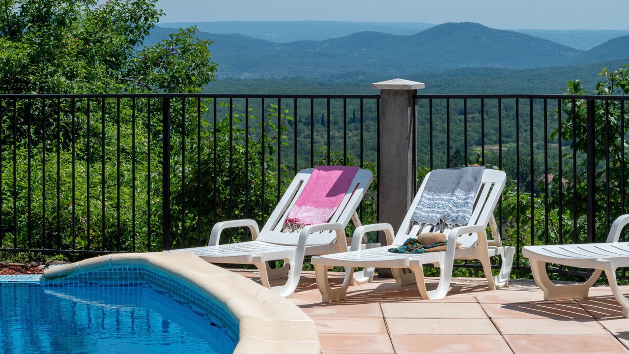 Photo of Outdoor in Courry