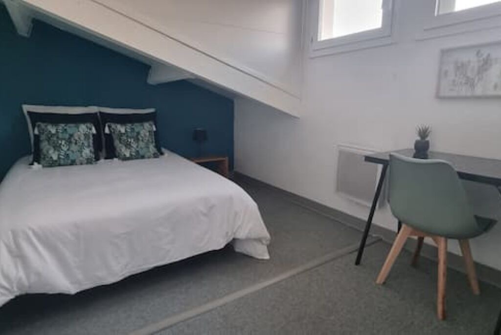 Photo of Bedroom in Sete