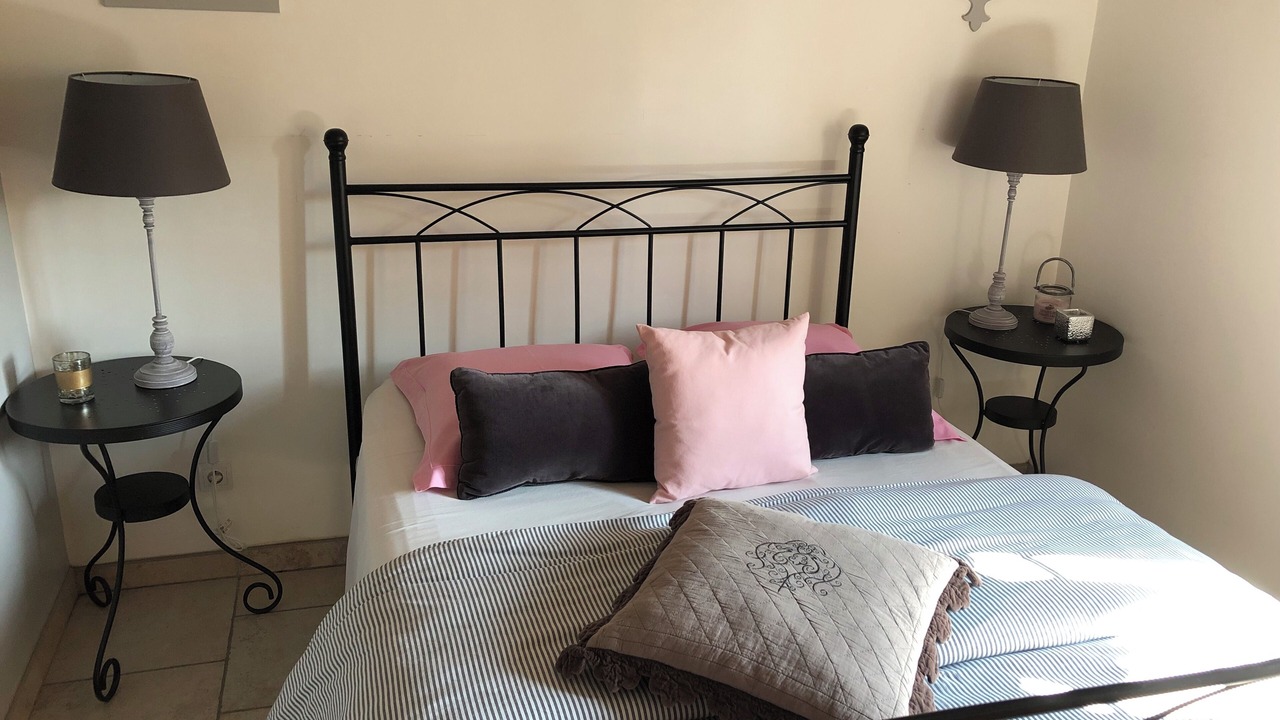 Photo of Bedroom in Saint-Romain-de-Colbosc