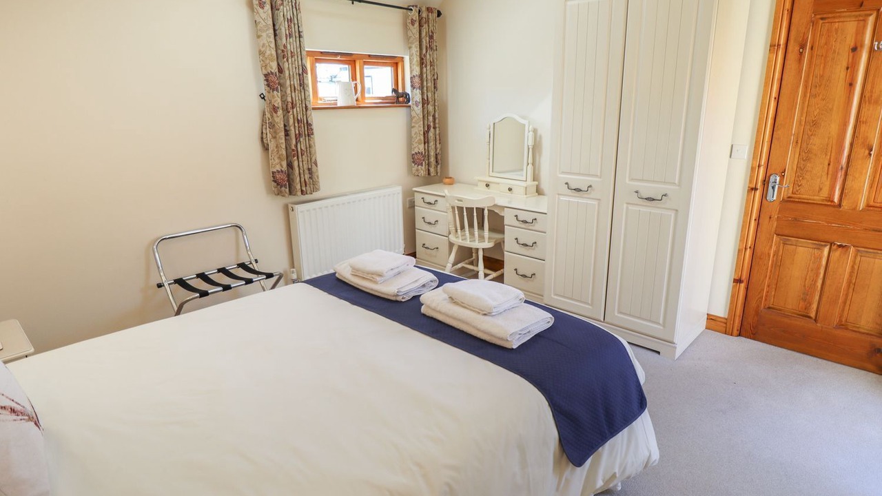 Photo of Bedroom in Louth