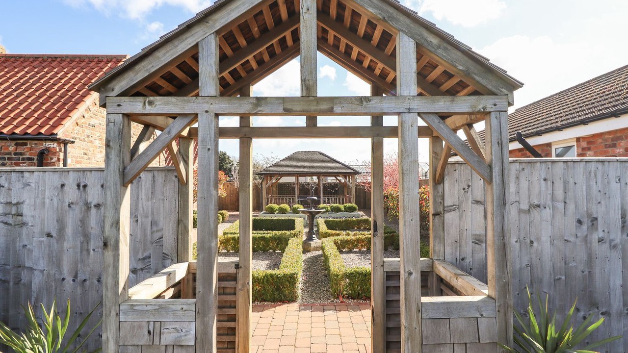 Photo of Patio Balcony in Louth