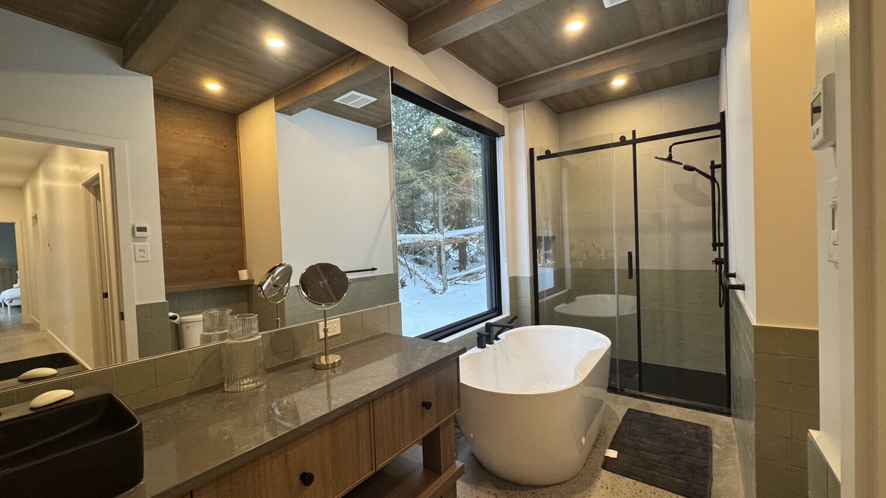 Photo of Bathroom in Ferme-Neuve
