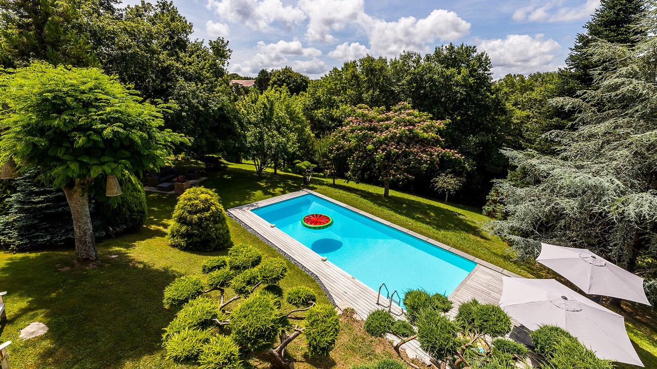 Photo of Outdoor in Arbonne