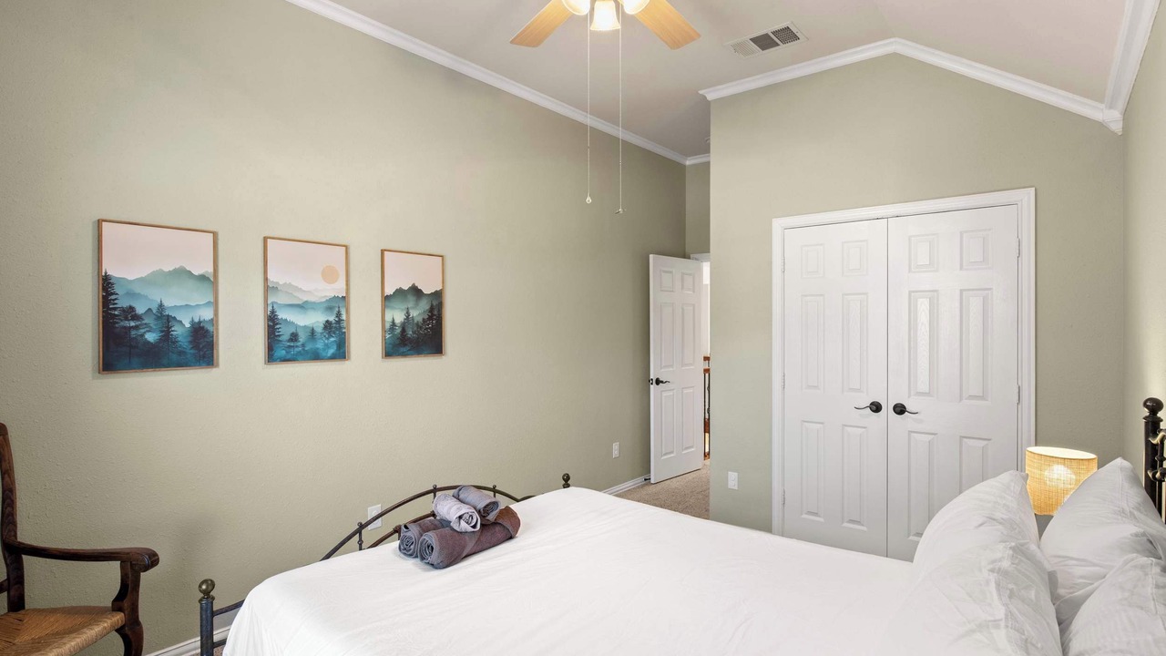 Photo of Bedroom in Hickory Creek