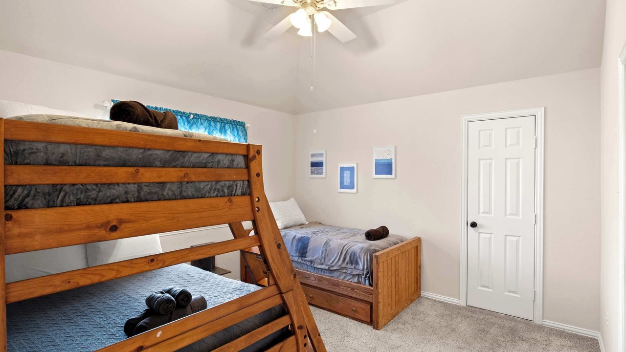Photo of Bedroom in Hickory Creek