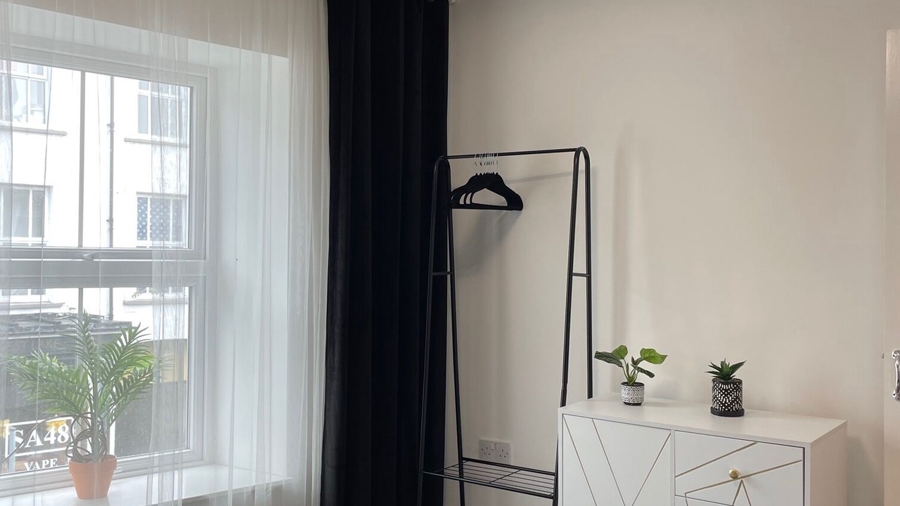 Photo of Bedroom in Lampeter