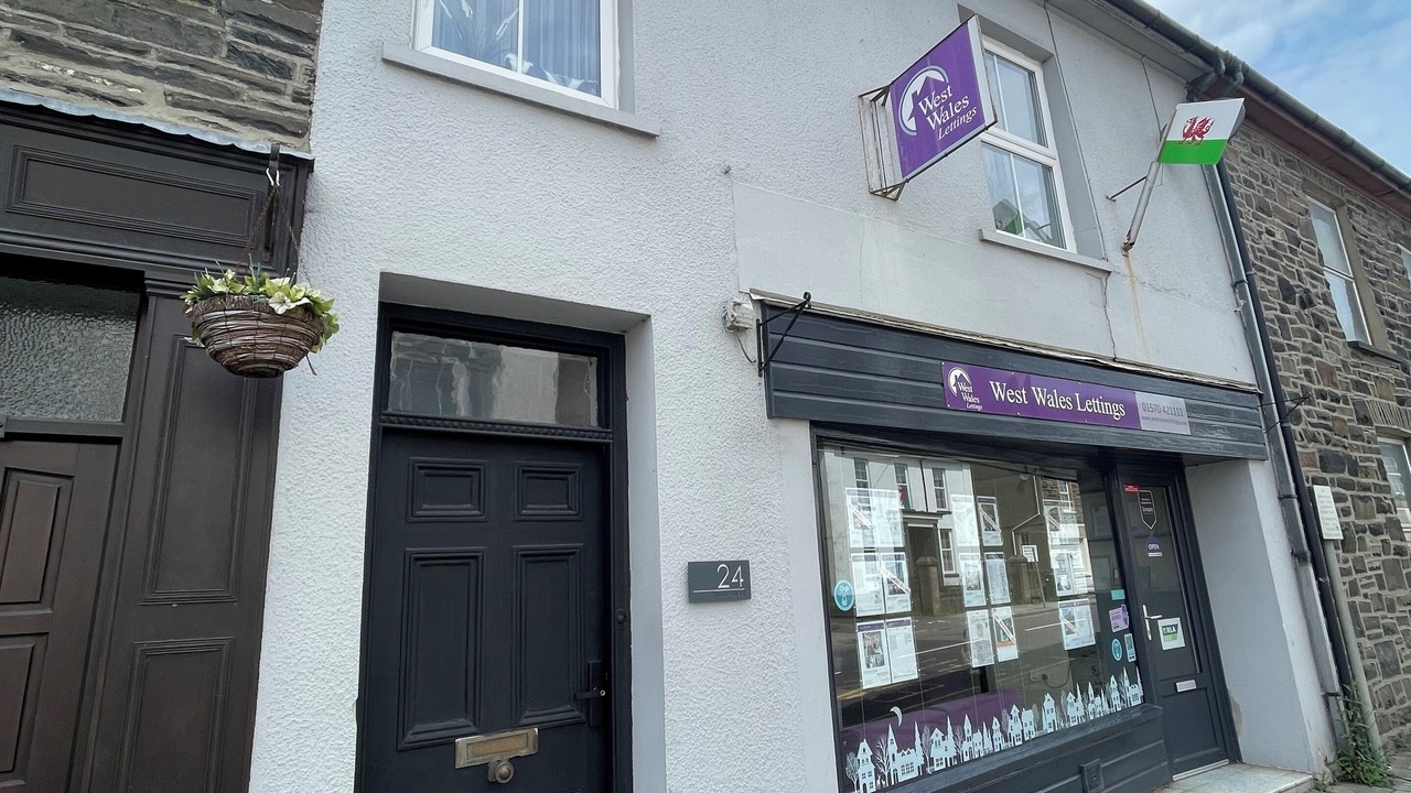 Photo of Outdoor in Lampeter