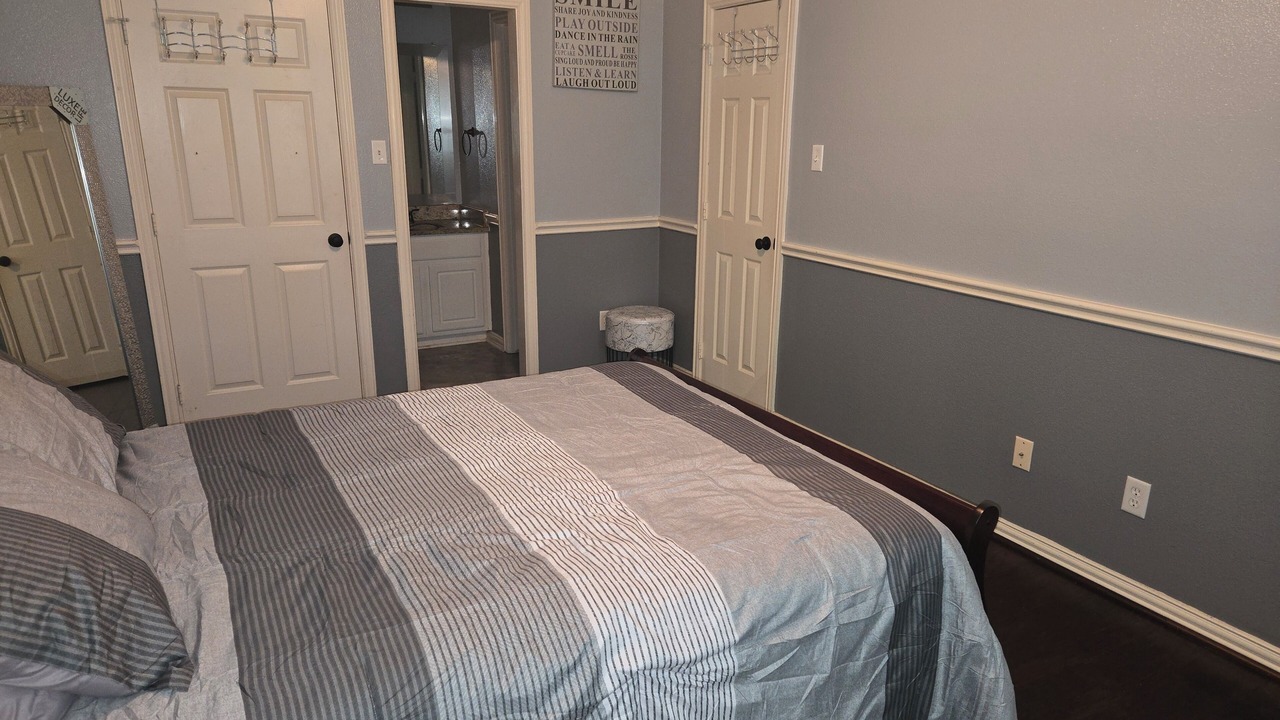 Photo of Bedroom in DeSoto