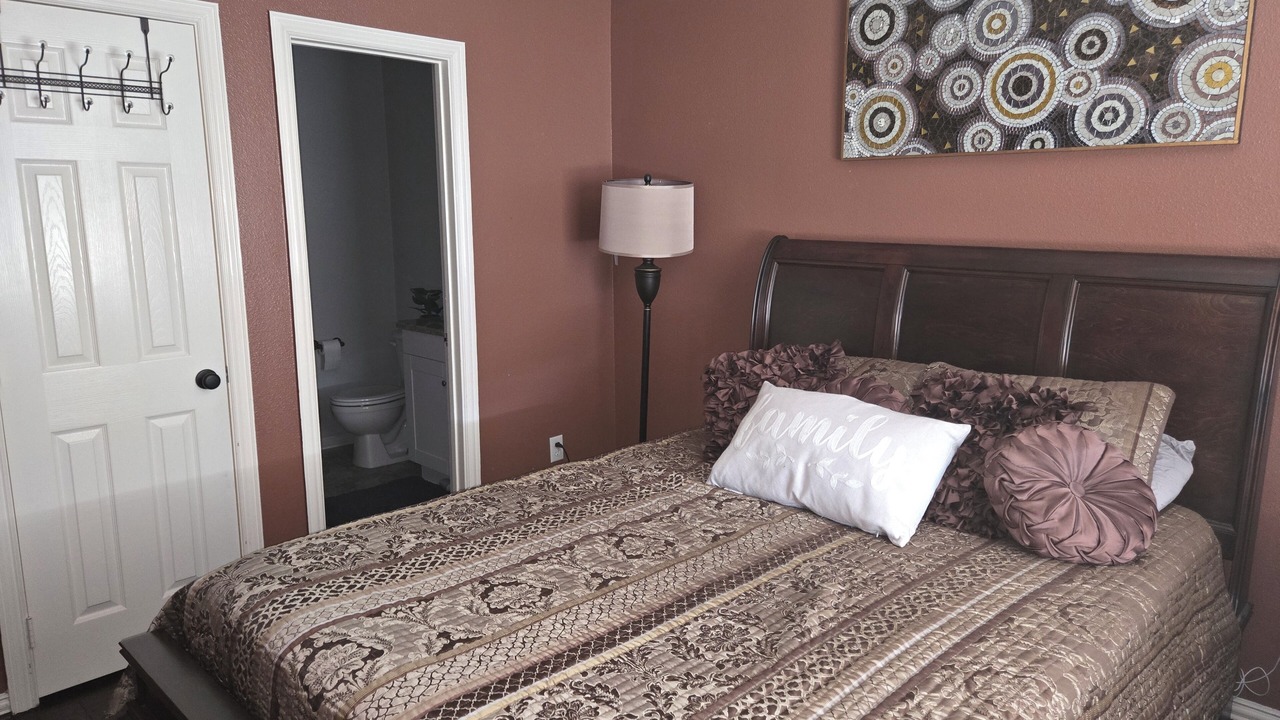 Photo of Bedroom in DeSoto