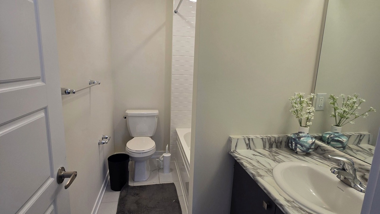 Photo of Bathroom in Caledonia