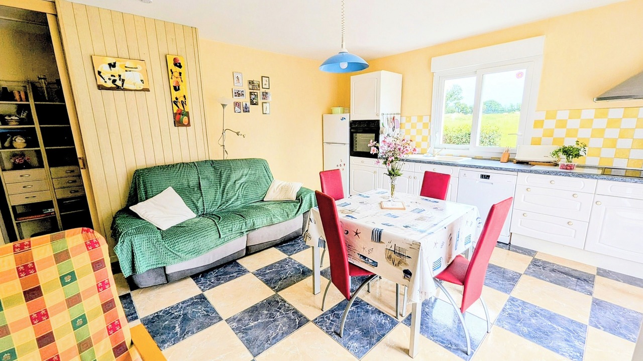 Photo of Others in Annoville