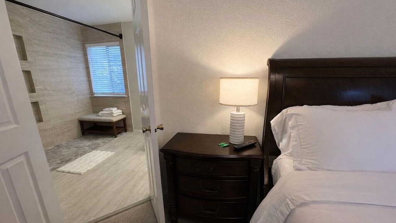 Photo of Bedroom in Deer Creek Ranch