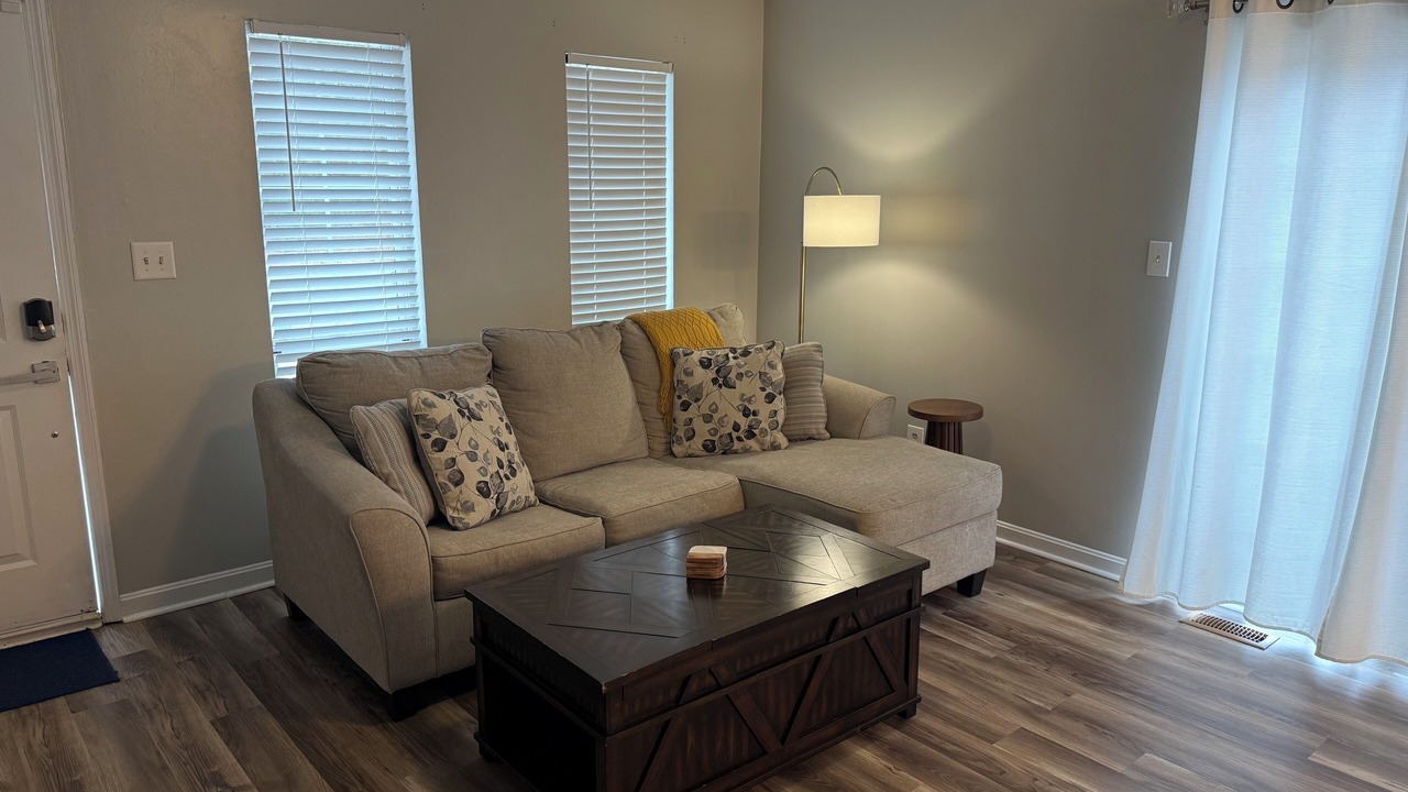 Photo of Livingroom in Warner Robins