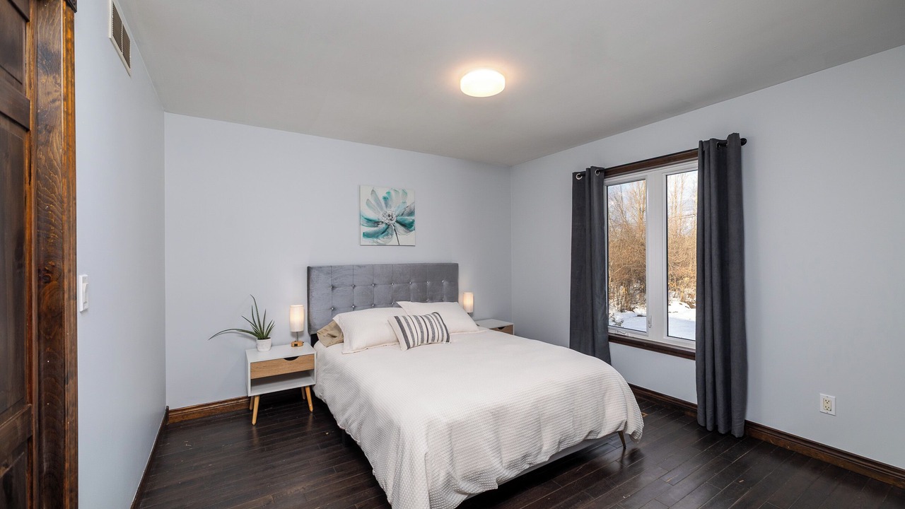 Photo of Bedroom in Meaford