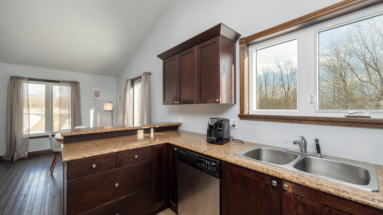 Photo of Kitchen in Meaford