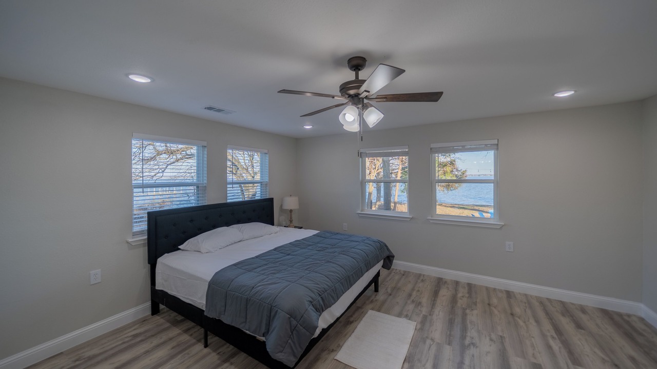 Photo of Bedroom in Seven Points