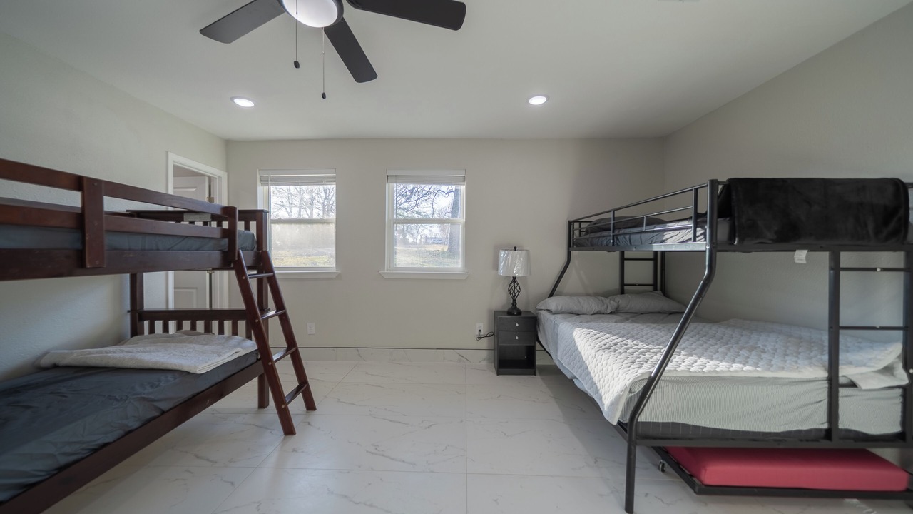 Photo of Bedroom in Seven Points